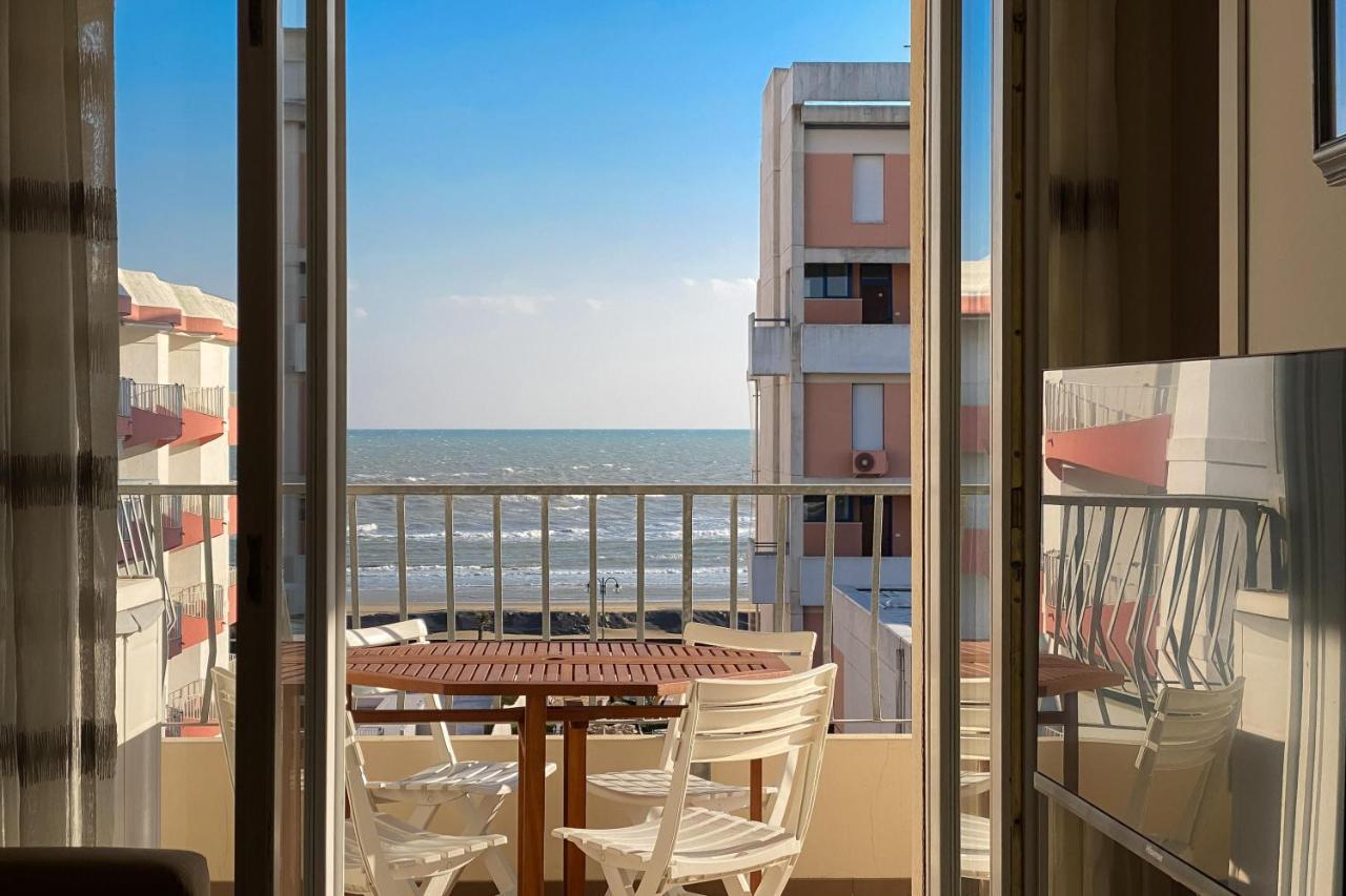 Residence Saint Nicholas Lido di Jesolo Exterior foto